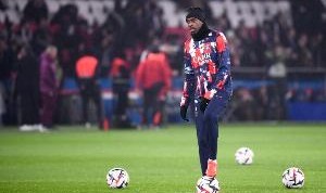 开云官方网站-登贝莱法甲比赛首发未能破门，2024年11月之后首次