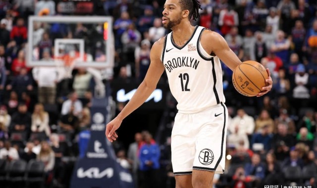 开云官方网站-竞争对手-1！篮网裁掉9+4+2前锋！曾凡博双向合同稳了？